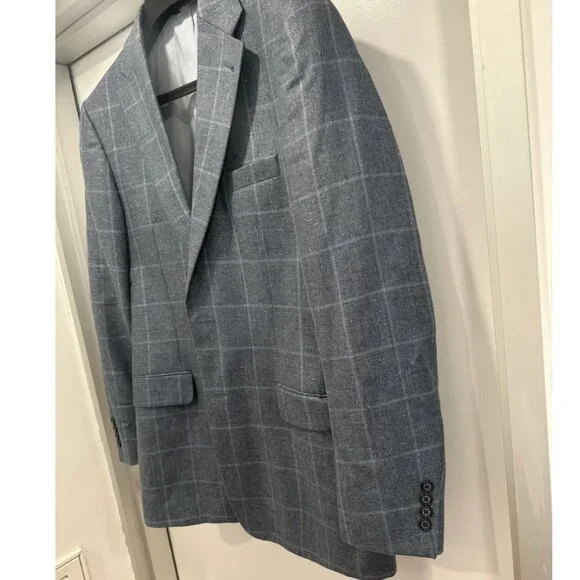 Jos. A. Bank. Blue Windowpane Blazer - Size 40L